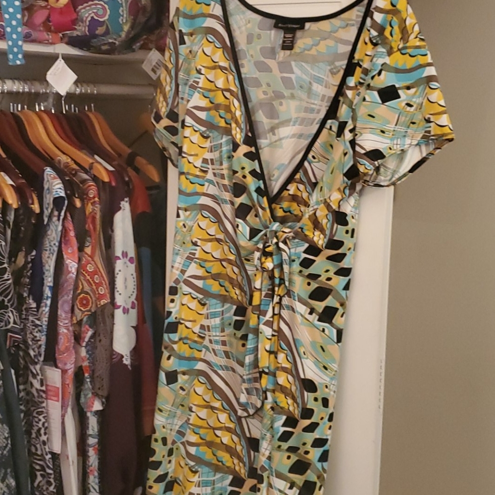 Plus Size Clothing - image 5